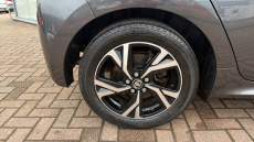 Toyota Yaris 1.5 Hybrid Design 5dr CVT Hybrid Hatchback